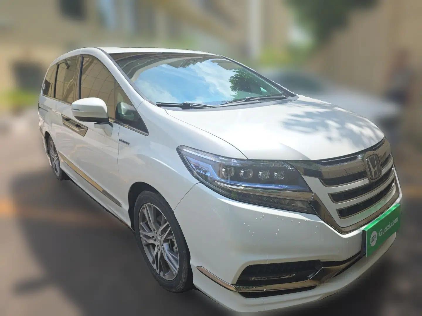 Honda Elysion 2019 2.0L Hybrid Luxury Edition — миниатюра 3