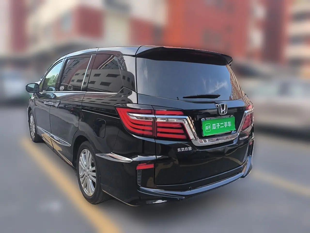 Honda Elysion 2016 2.4L Supreme Edition — миниатюра 4