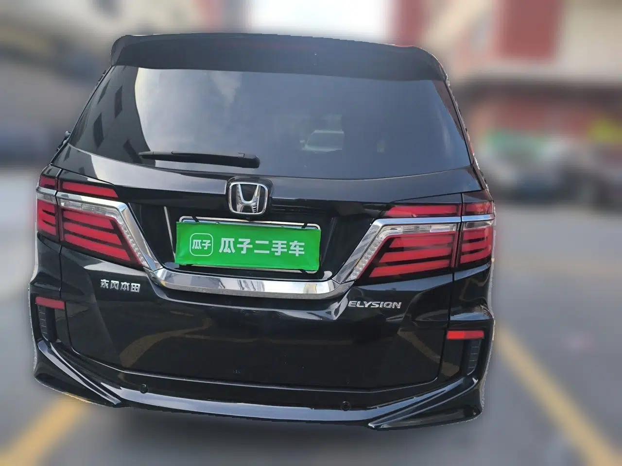 Honda Elysion 2016 2.4L Supreme Edition — миниатюра 5