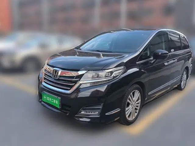 Honda Elysion 2016 2.4L Supreme Edition