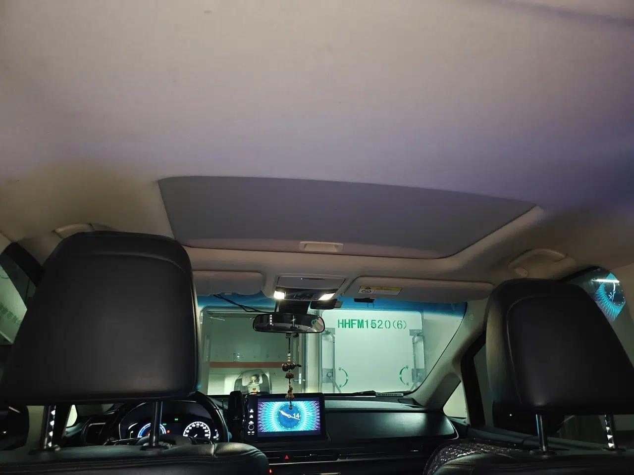 Honda Elysion 2022 2.0L eHEV Luxury First Edition — миниатюра 18
