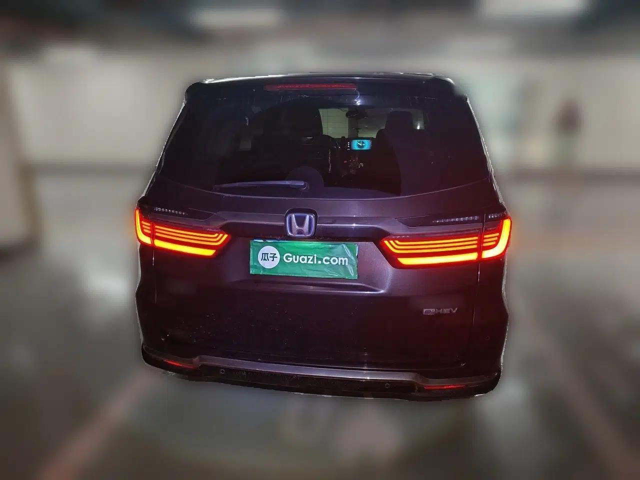 Honda Elysion 2022 2.0L eHEV Luxury First Edition — миниатюра 5