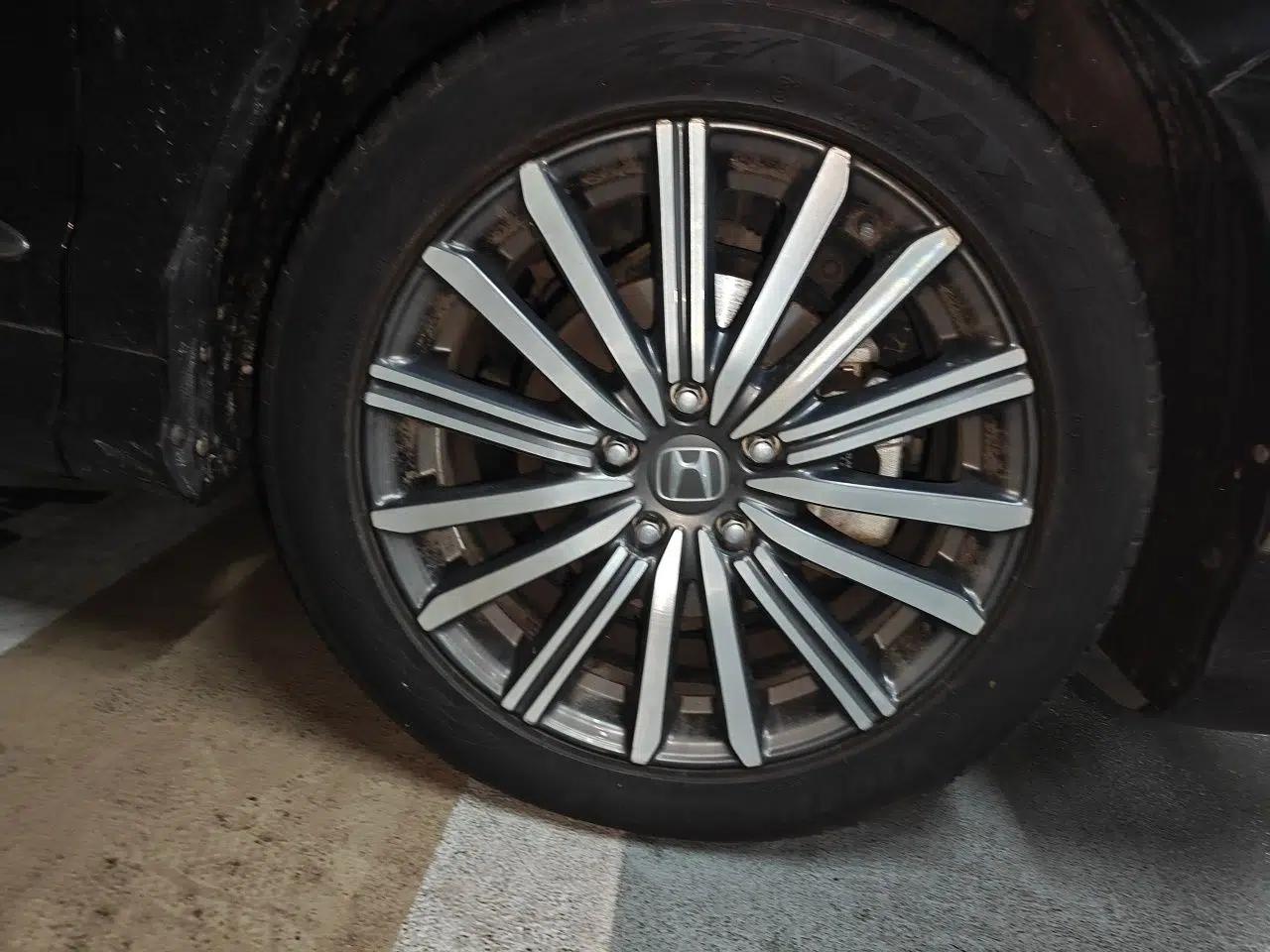 Honda Elysion 2022 2.0L eHEV Luxury First Edition — миниатюра 8