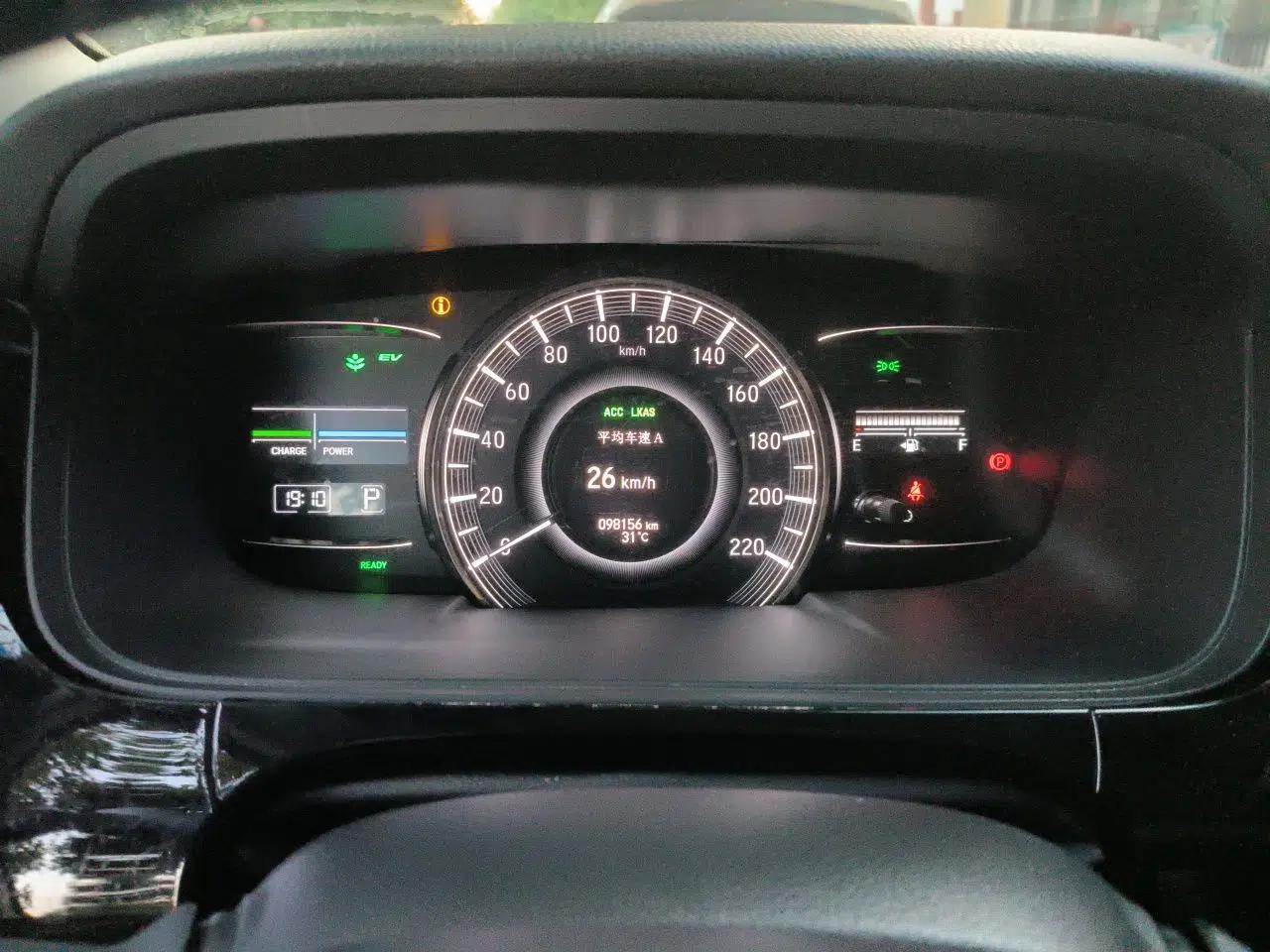 Honda Elysion 2019 2.0L Hybrid Luxury Edition — миниатюра 11