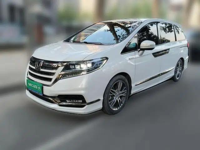 Honda Elysion 2019 2.0L Hybrid Luxury Edition