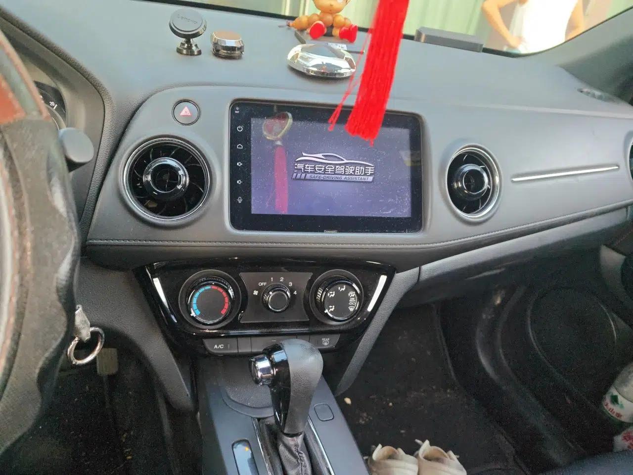 Honda XR-V 2015 1.5L LXi CVT Classic Edition — миниатюра 13