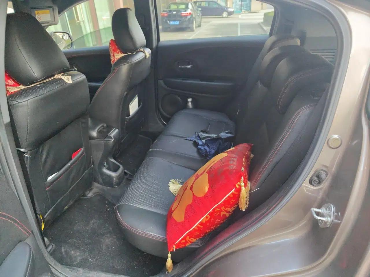 Honda XR-V 2015 1.5L LXi CVT Classic Edition — миниатюра 17