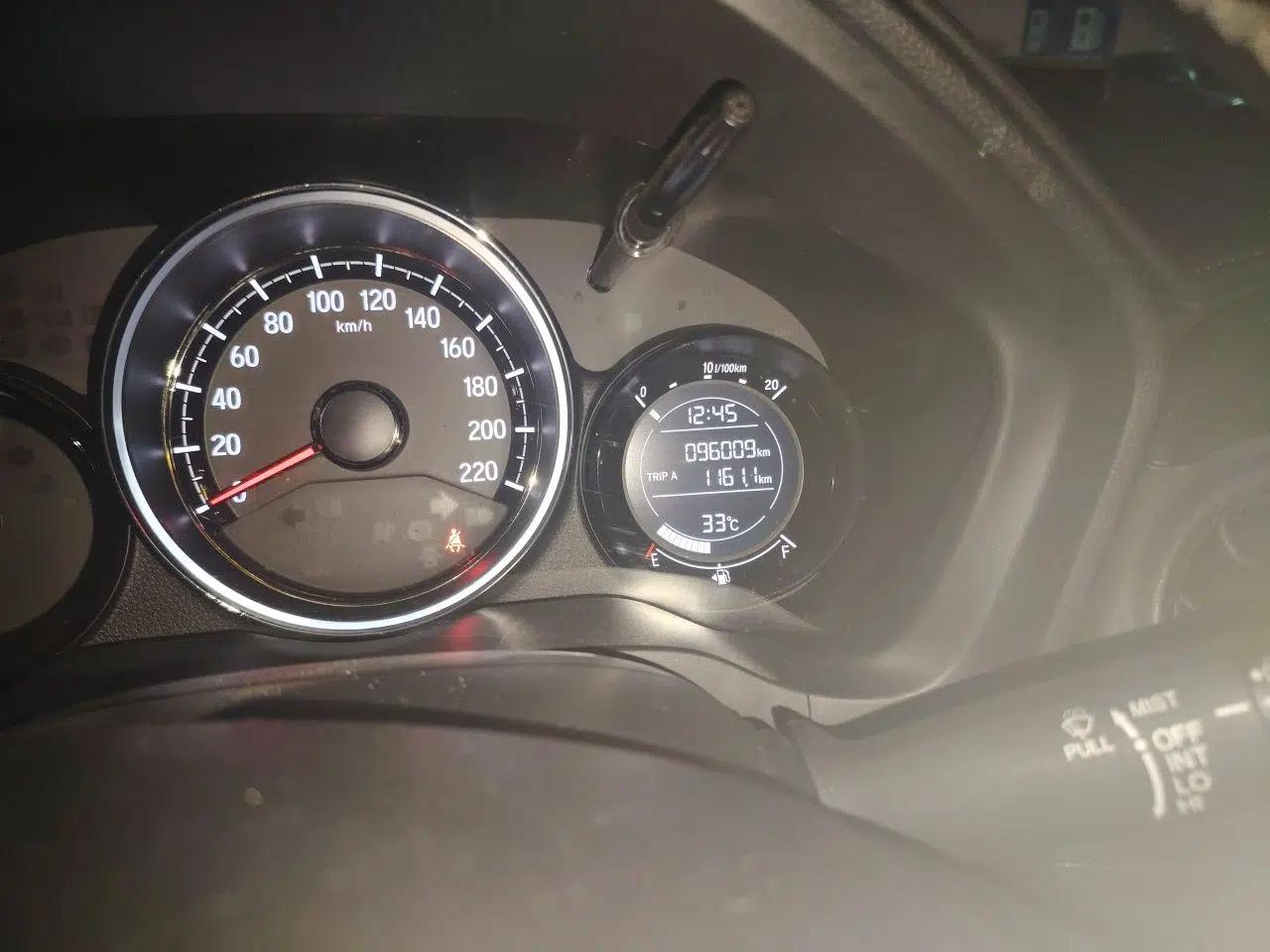 Honda XR-V 2017 1.5L LXi CVT Classic Edition — миниатюра 12