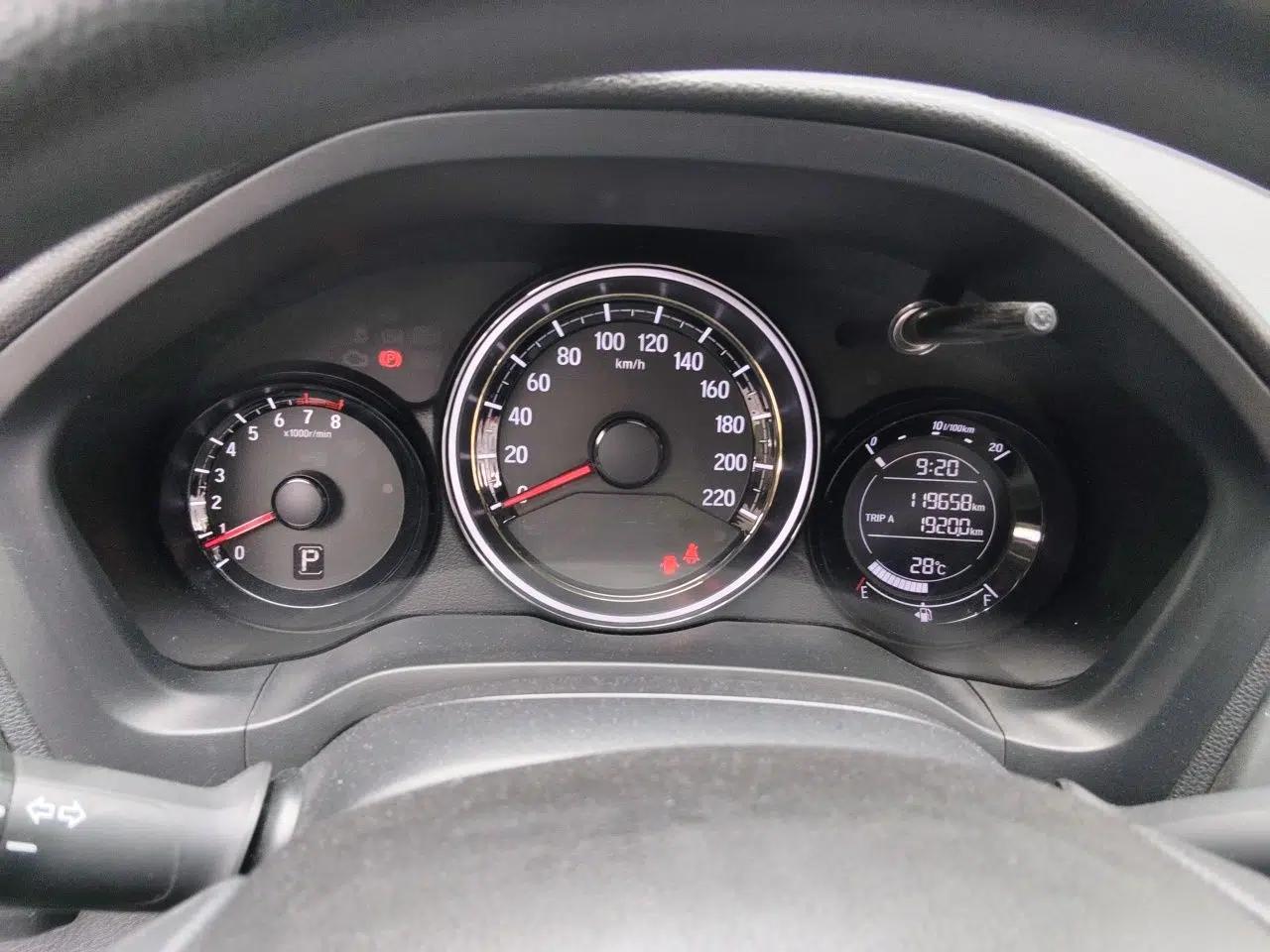 Honda XR-V 2017 1.8L EXi CVT Comfort Version — миниатюра 11