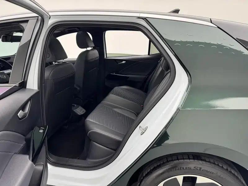 Volkswagen ID.3 2023 Upgraded Pure Smart Edition — миниатюра 22