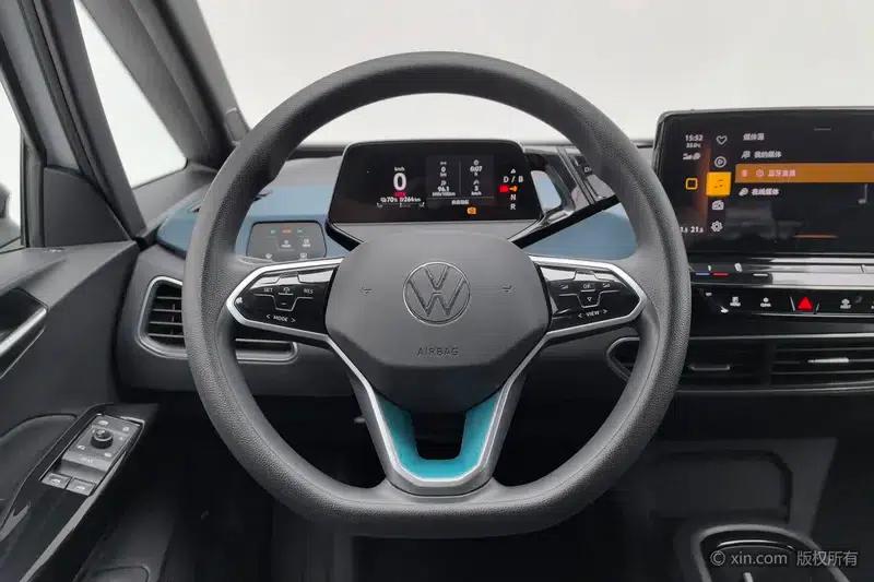 Volkswagen ID.3 2023 Upgraded Pure Smart Edition — миниатюра 16