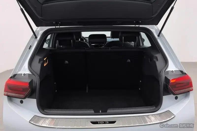 Volkswagen ID.3 2023 Upgraded Pure Smart Edition — миниатюра 23
