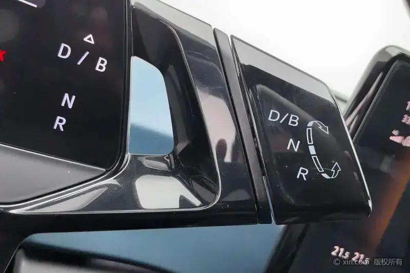 Volkswagen ID.3 2023 Upgraded Pure Smart Edition — миниатюра 9