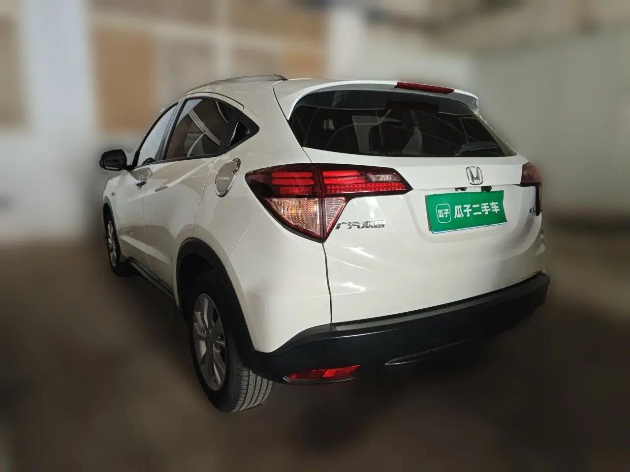 Honda Vezel 2018 1.5L CVT 2WD Technology Elite Model — миниатюра 4