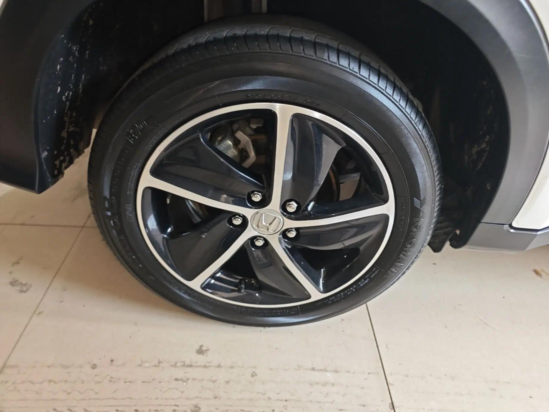 Honda Vezel 2020 1.5L CVT Pioneer Edition — миниатюра 11