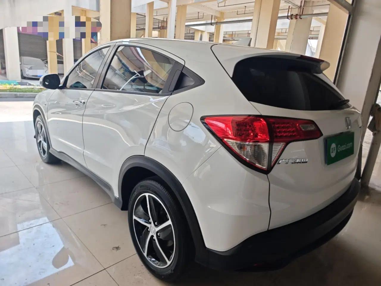 Honda Vezel 2020 1.5L CVT Pioneer Edition — миниатюра 4