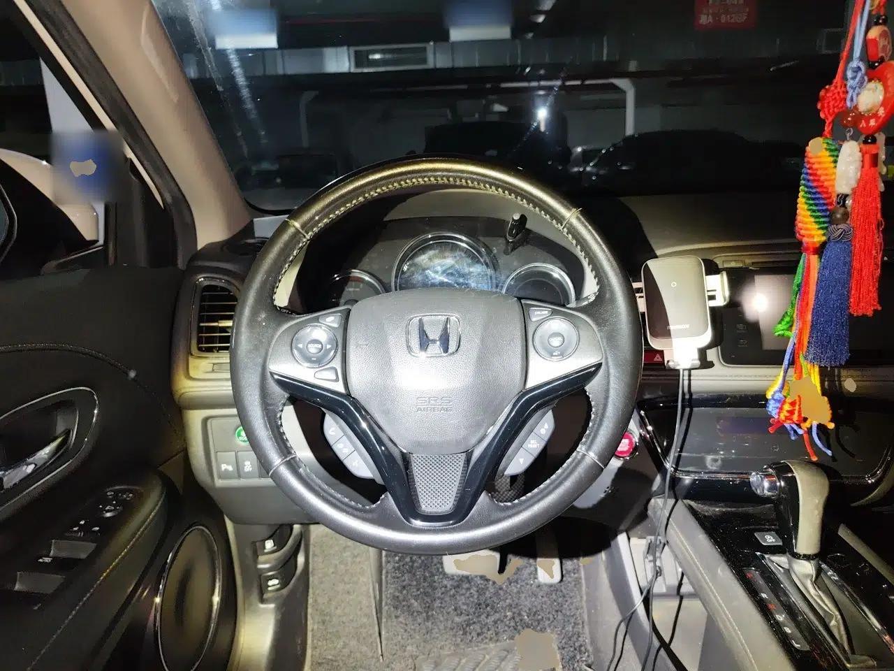 Honda Vezel 2015 1.8L CVT 2WD Luxury Model — миниатюра 10