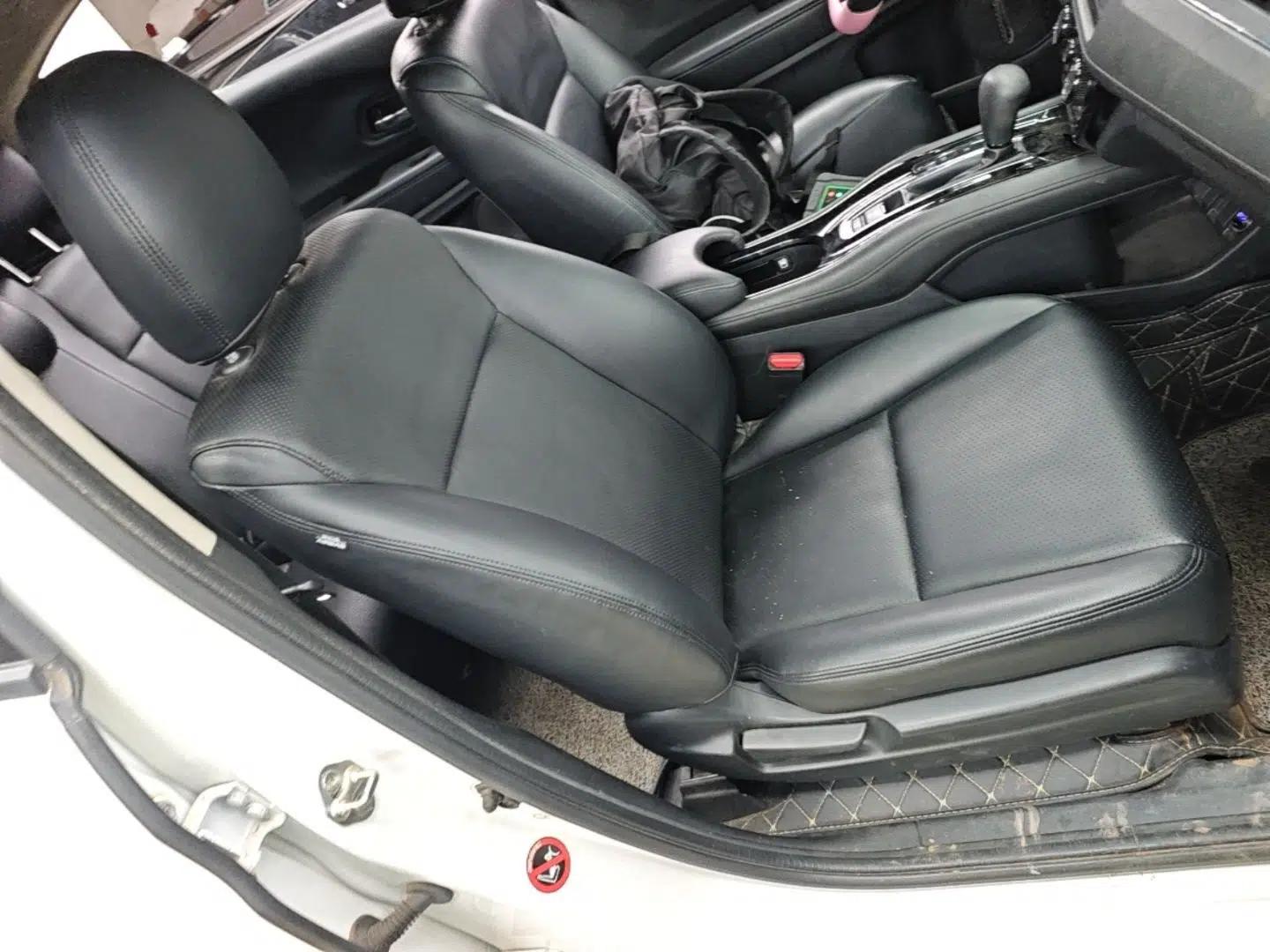 Honda Vezel 2017 1.5L CVT 2WD Comfort Model — миниатюра 19