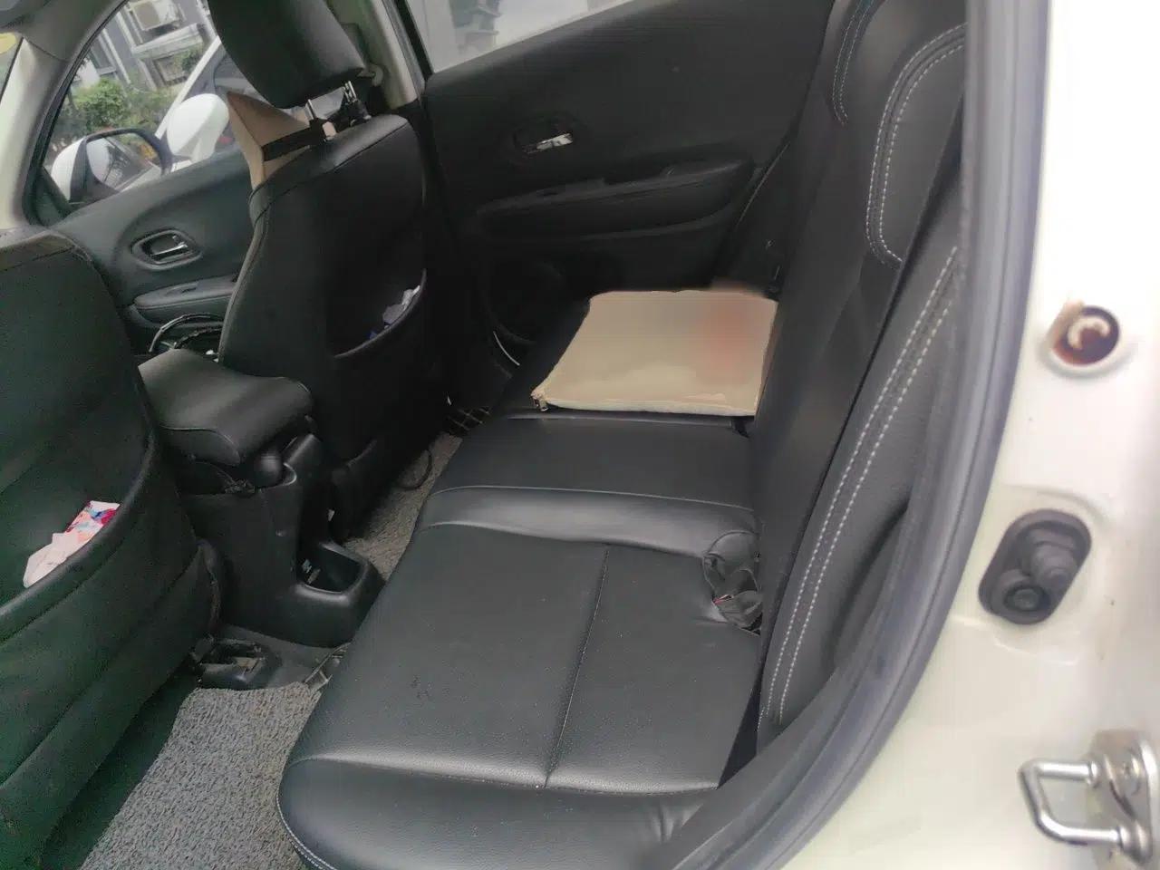 Honda Vezel 2015 1.5L CVT two-wheel drive Comfort trim — миниатюра 20
