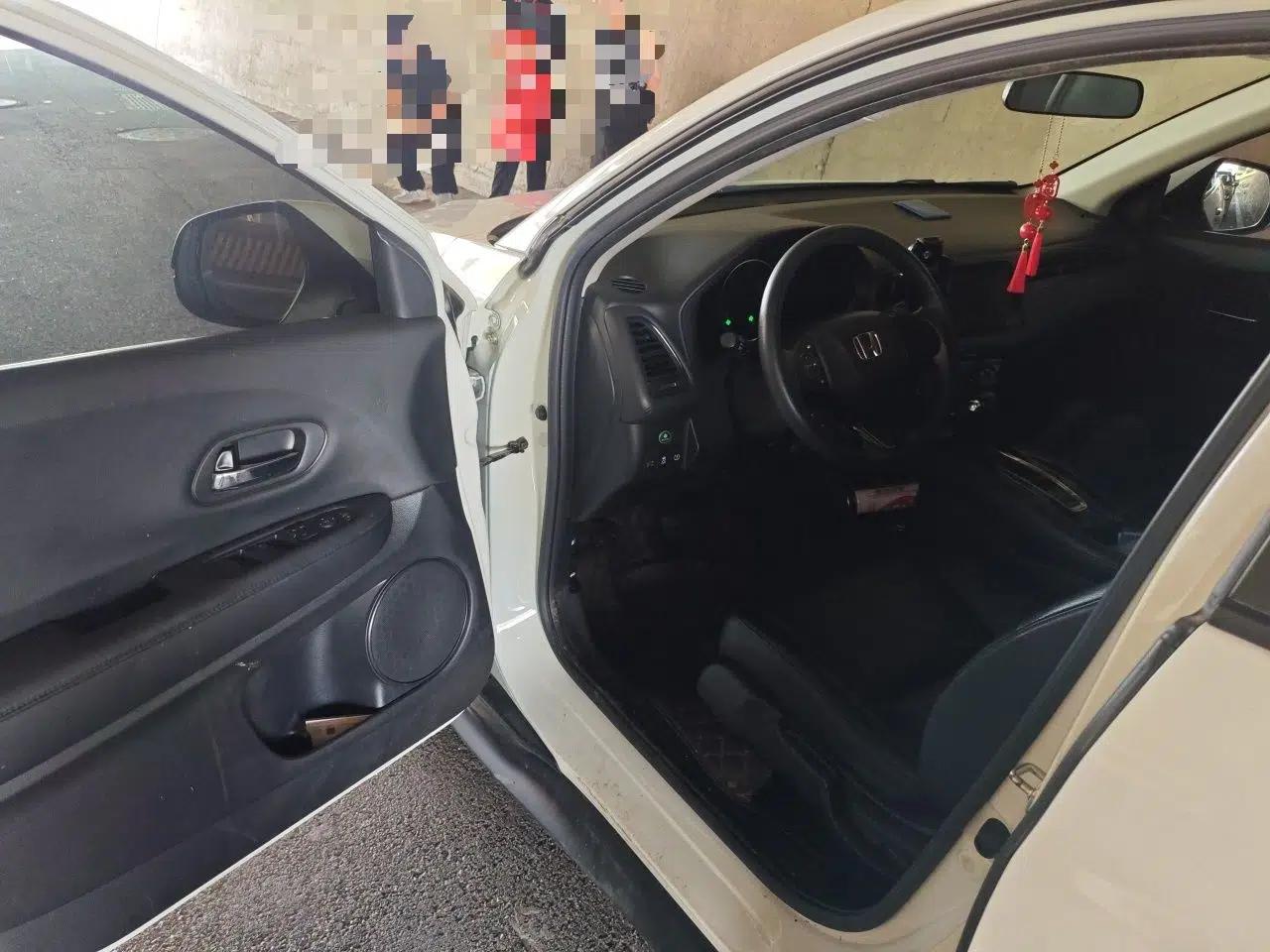 Honda Vezel 2020 1.5L CVT Pioneer Edition — миниатюра 16