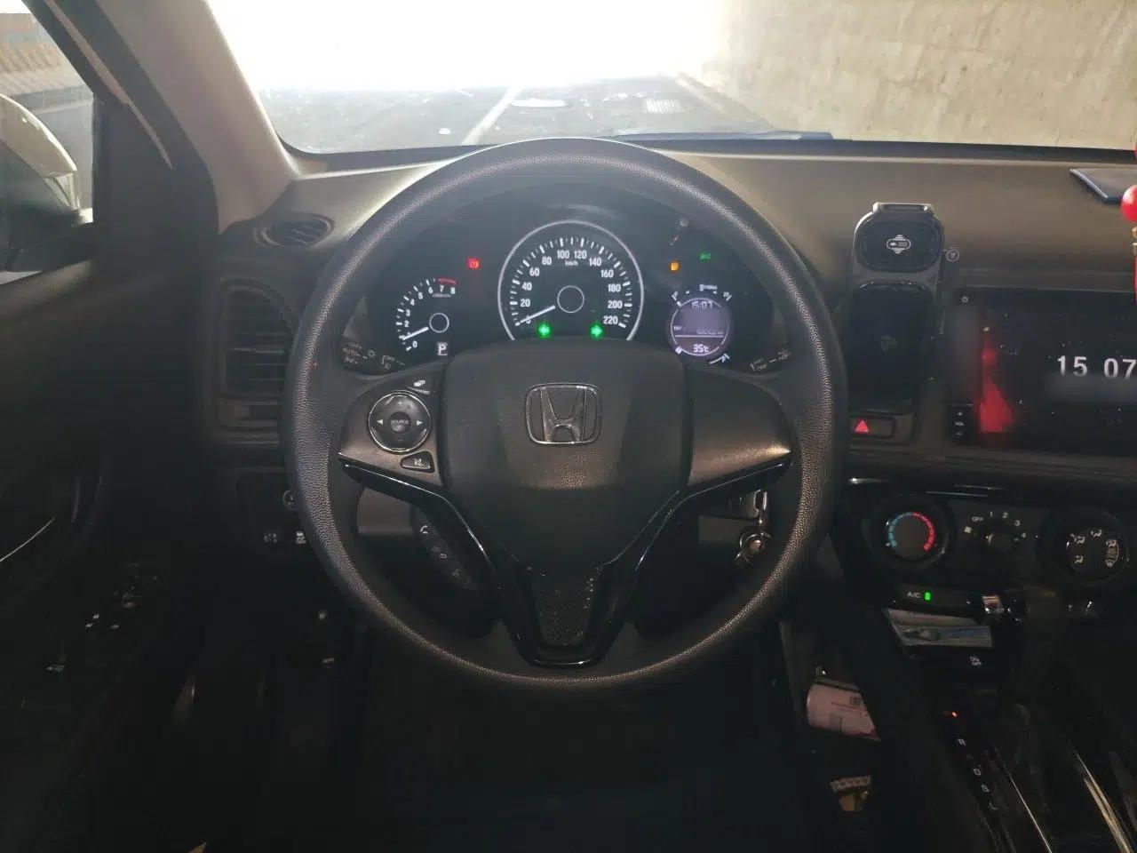 Honda Vezel 2020 1.5L CVT Pioneer Edition — миниатюра 10