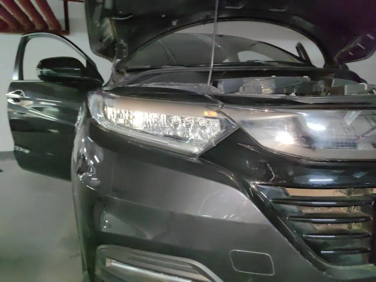 Honda Vezel 2020 220 TURBO CVT Luxury Edition — миниатюра 7