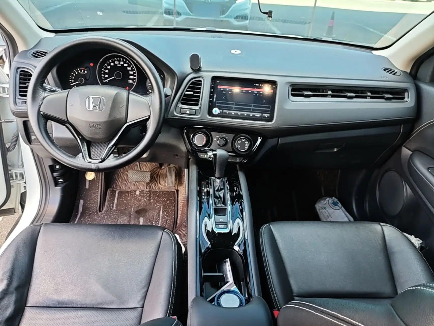 Honda Vezel 2020 1.5L CVT Elite Edition — миниатюра 12