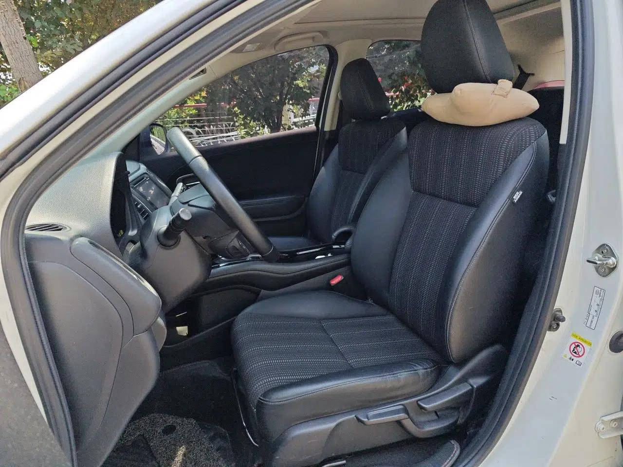 Honda Vezel 2015 1.8L CVT 2WD Luxury Model — миниатюра 15