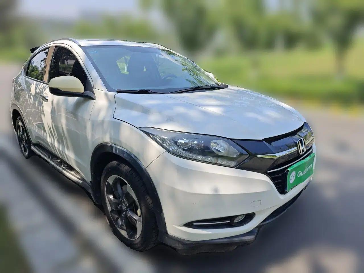 Honda Vezel 2015 1.8L CVT 2WD Luxury Model — миниатюра 3