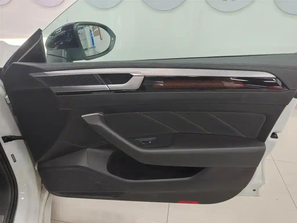 FAW-Volkswagen CC 2024 380TSI Striking Edition — миниатюра 24