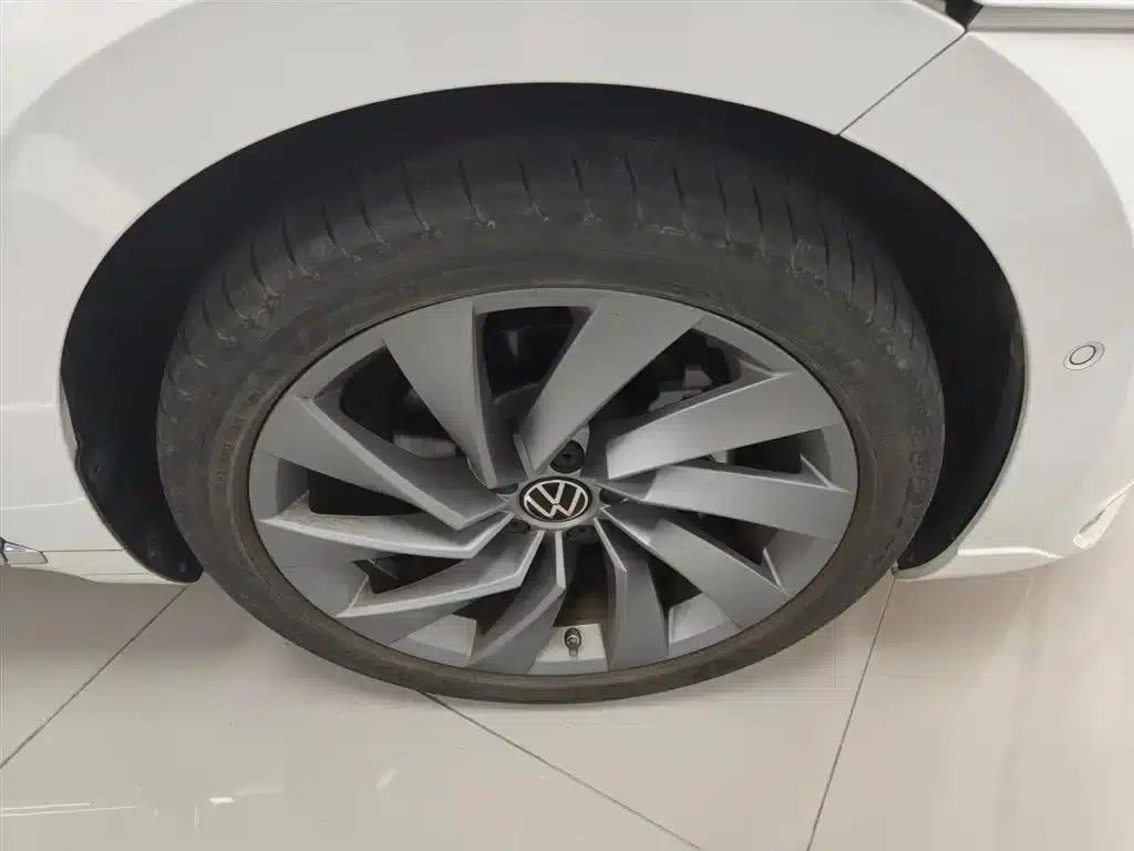 FAW-Volkswagen CC 2024 380TSI Striking Edition — миниатюра 27