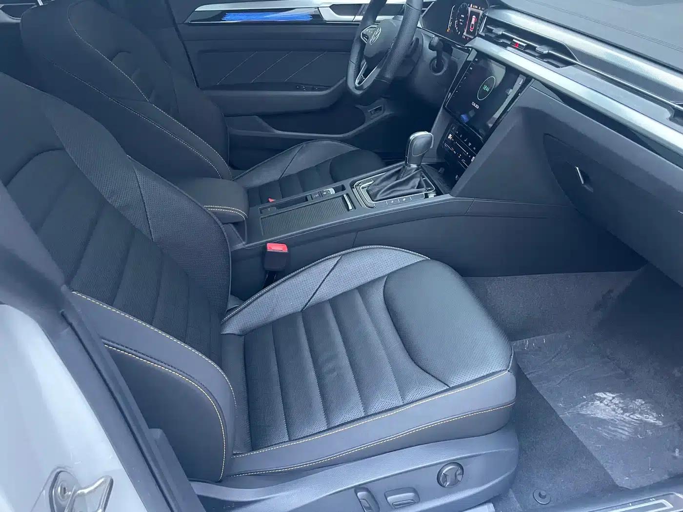 FAW-Volkswagen CC 2024 380TSI Striking Edition — миниатюра 12