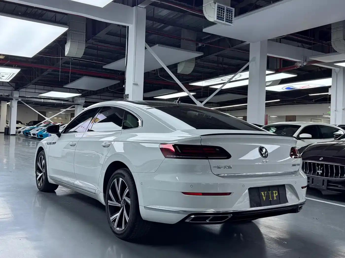 FAW-Volkswagen CC 2021 380TSI Striking Edition — миниатюра 16