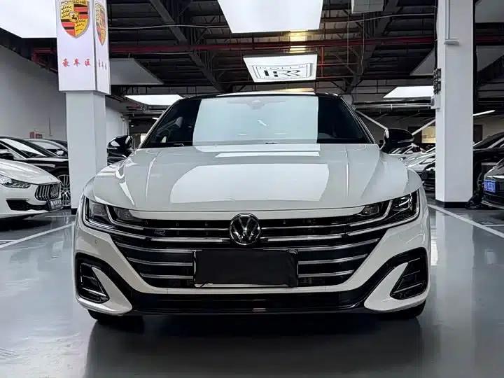 FAW-Volkswagen CC 2023 380TSI Striking Edition — миниатюра 2