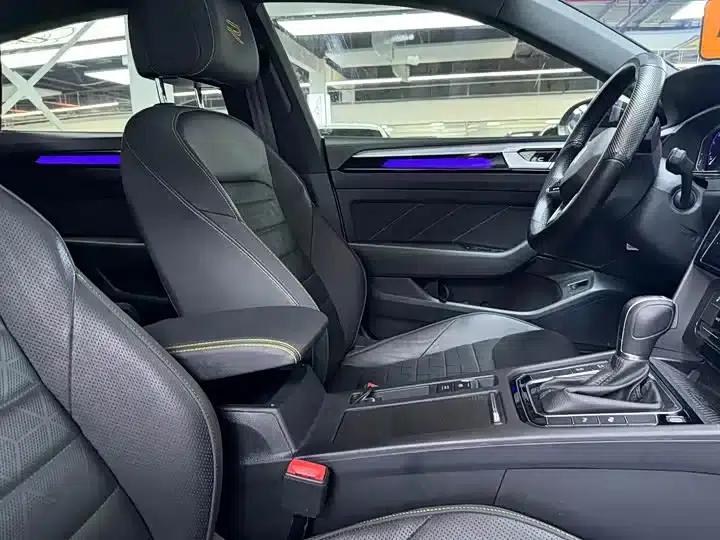 FAW-Volkswagen CC 2023 380TSI Striking Edition — миниатюра 11
