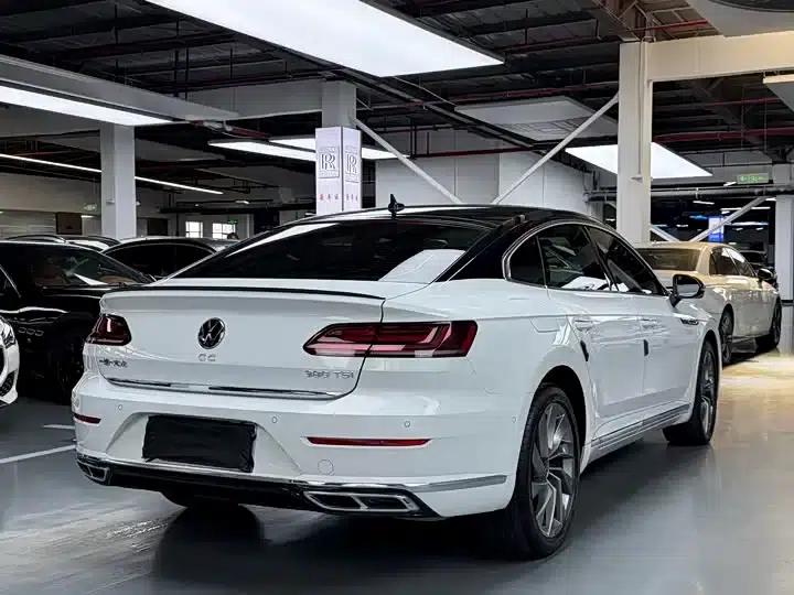 FAW-Volkswagen CC 2023 380TSI Striking Edition — миниатюра 19