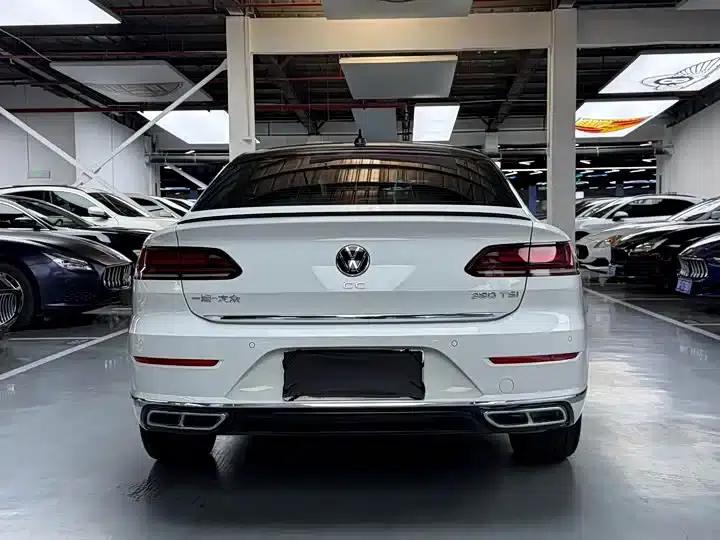 FAW-Volkswagen CC 2023 380TSI Striking Edition — миниатюра 20