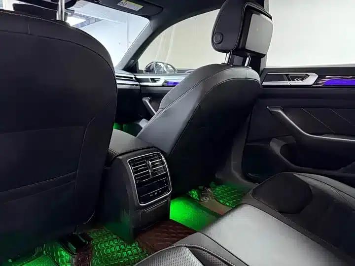 FAW-Volkswagen CC 2023 380TSI Striking Edition — миниатюра 8