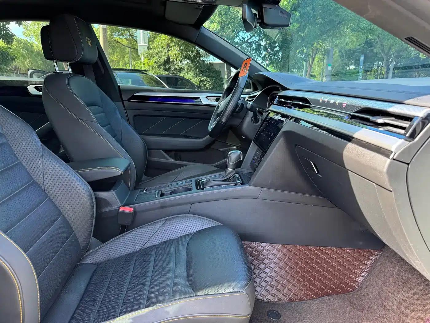 FAW-Volkswagen CC 2023 380TSI Striking Edition — миниатюра 19