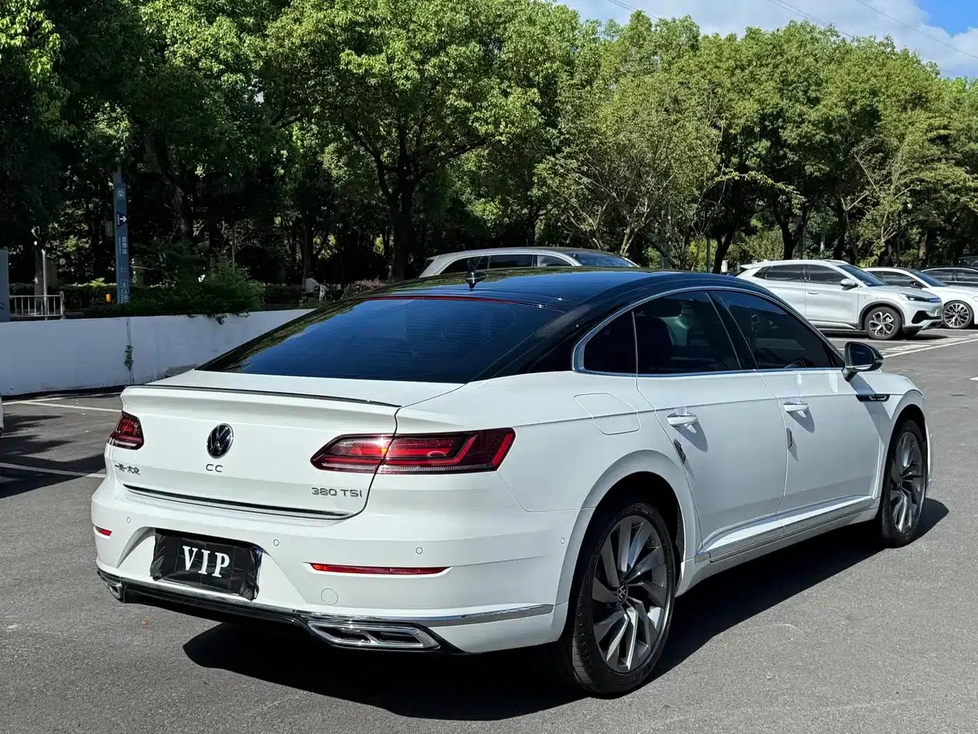 FAW-Volkswagen CC 2023 380TSI Striking Edition — миниатюра 23