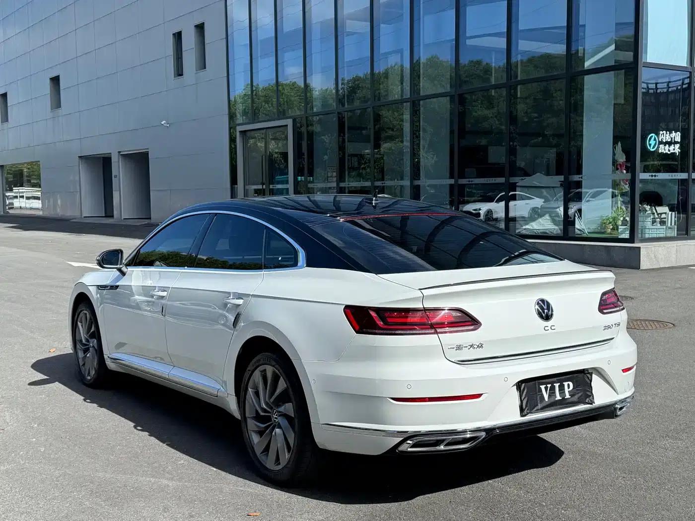 FAW-Volkswagen CC 2023 380TSI Striking Edition — миниатюра 25