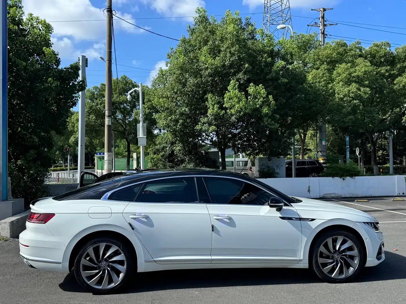 FAW-Volkswagen CC 2023 380TSI Striking Edition — миниатюра 26