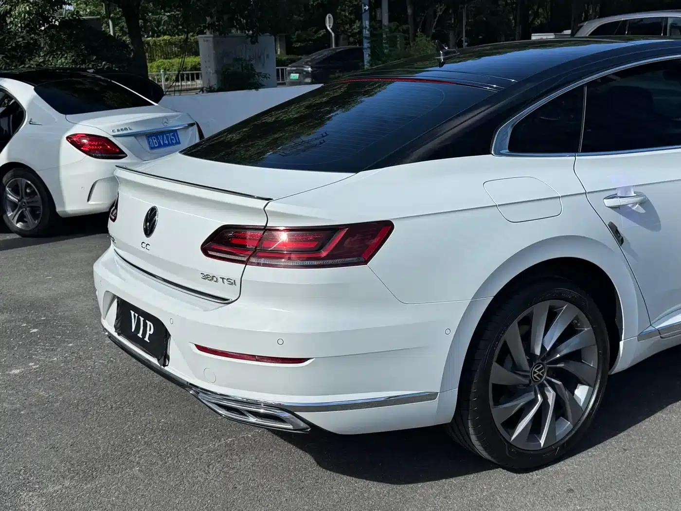 FAW-Volkswagen CC 2023 380TSI Striking Edition — миниатюра 27