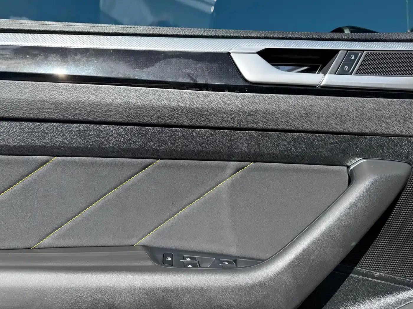 FAW-Volkswagen CC 2023 380TSI Striking Edition — миниатюра 4