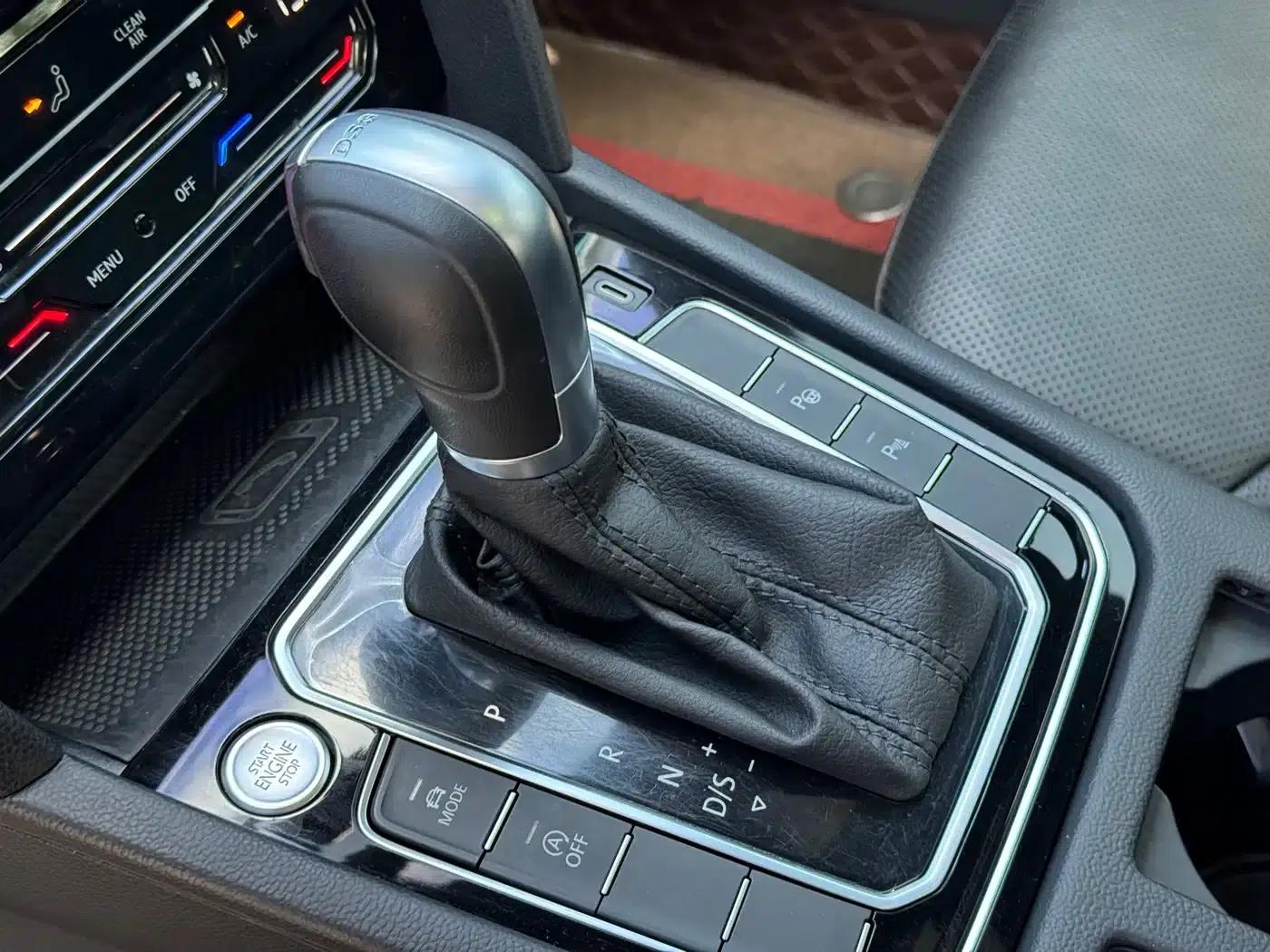 FAW-Volkswagen CC 2023 380TSI Striking Edition — миниатюра 8