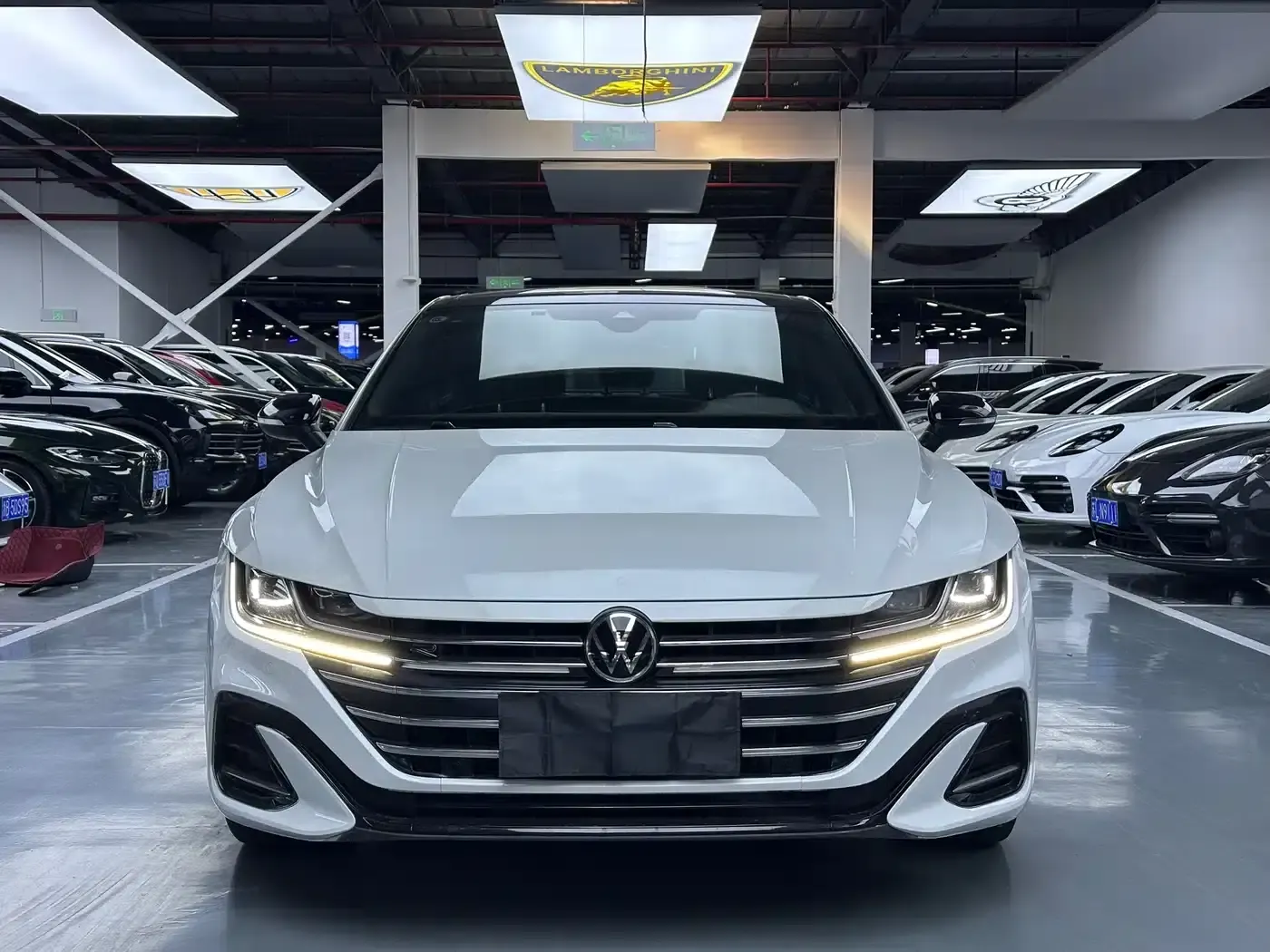 FAW-Volkswagen CC 2023 380TSI Striking Edition — миниатюра 2