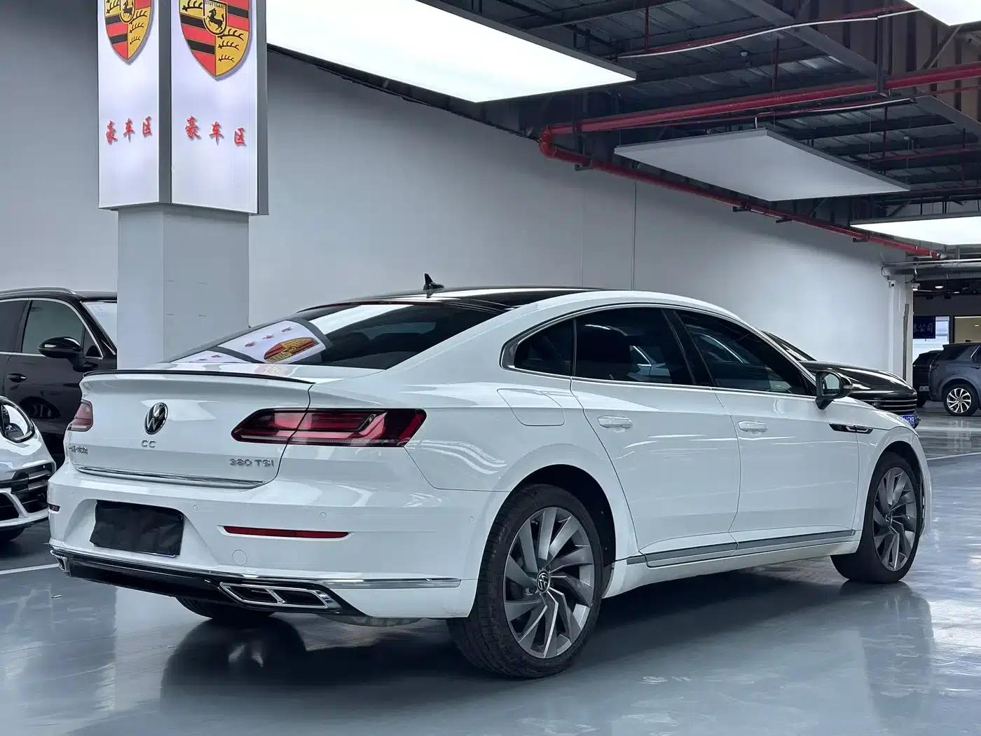 FAW-Volkswagen CC 2023 380TSI Striking Edition — миниатюра 18