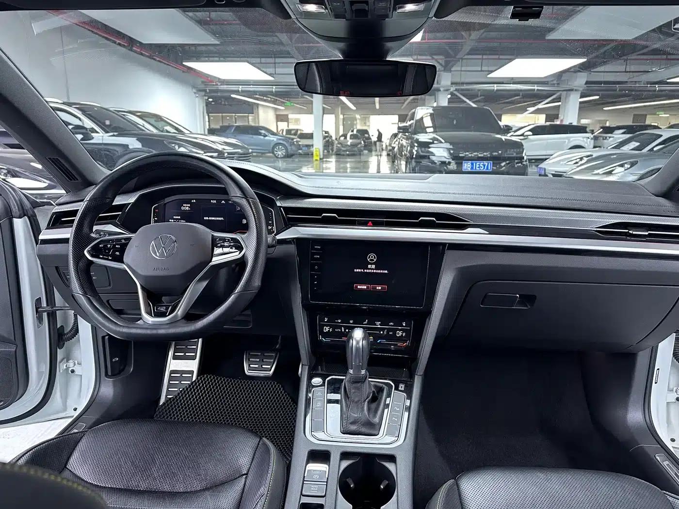 FAW-Volkswagen CC 2023 380TSI Striking Edition — миниатюра 6
