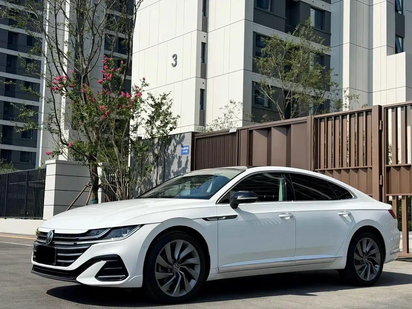 FAW-Volkswagen CC 2021 380TSI Striking Edition — миниатюра 1