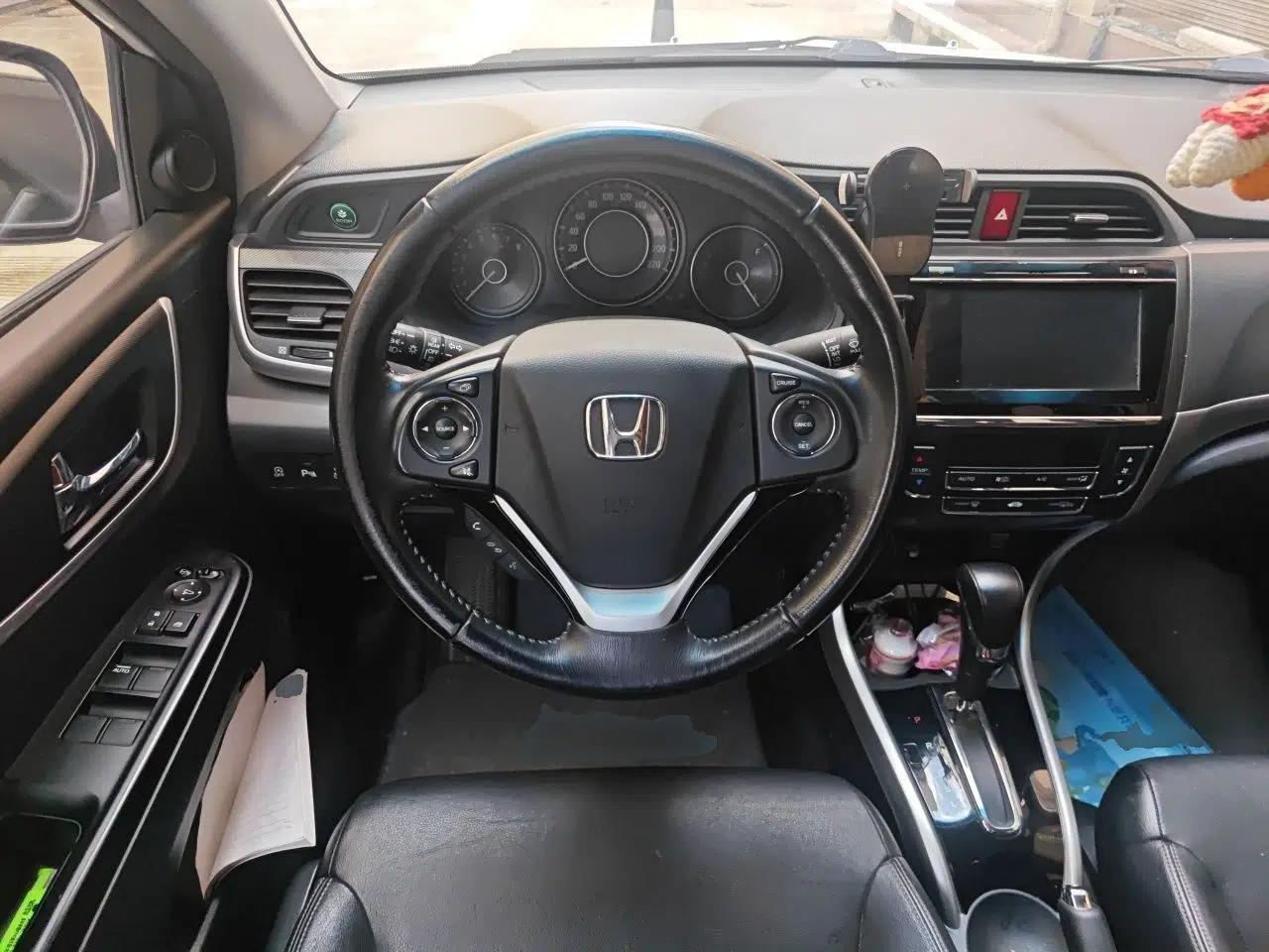 Honda Crider 2016 1.8L CVT Flagship Edition — миниатюра 10